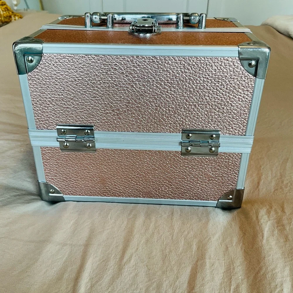 Caboodles Gold and Silver Makeup Organizer with Sturdy Design
